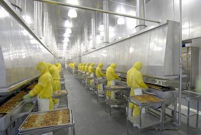 “神十二”成功發(fā)射 鶴壁永達(dá)食品近50種航天菜肴搭載升空